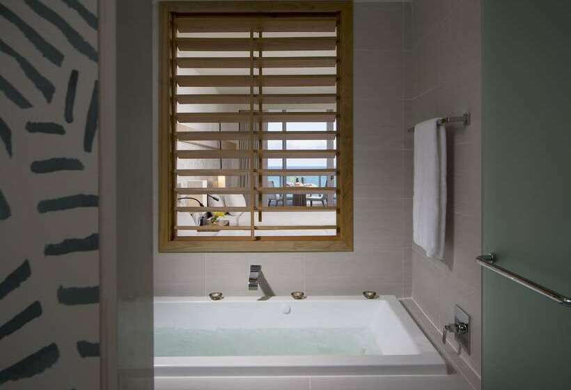 小型套房带海景, Eden Roc Miami Beach