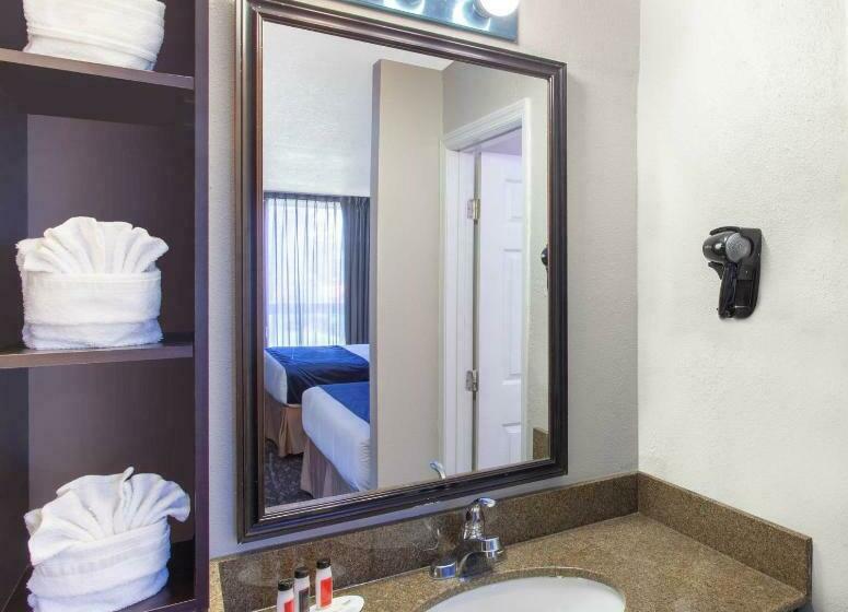 اتاق استاندارد با تخت بزرگ برای معلولان, Grand Hotel Orlando At Universal Blvd   Shuttle To Theme Parks