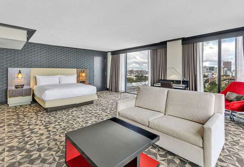 Полулюкс Кровать Кинг, Hilton Miami Downtown