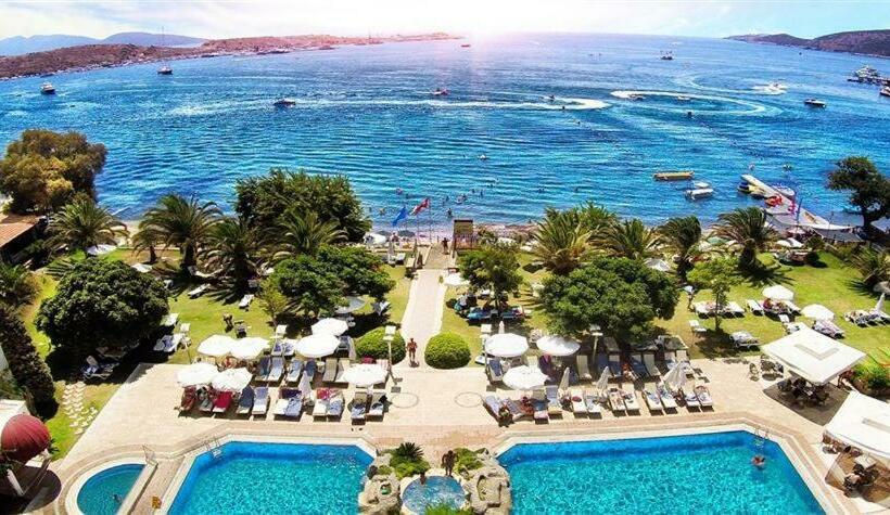 Номер Стандарт Вид на Море, Royal Asarlik Beach