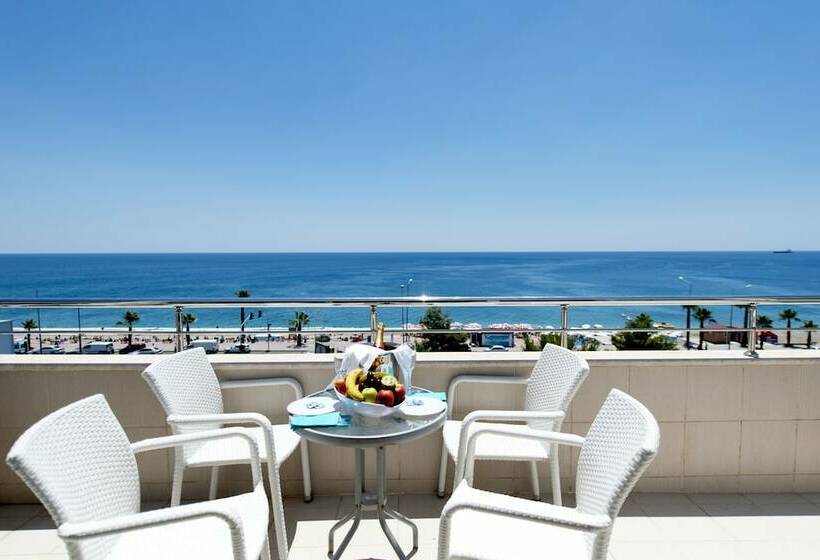 سوییت با چشم‌انداز دریا, Sealife Family Resort
