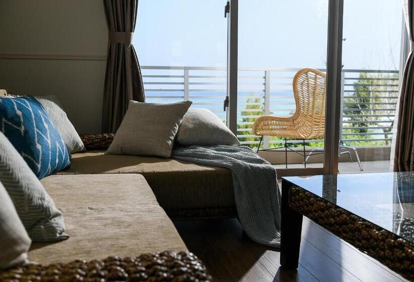 اتاق سه نفره سوپریور با چشم‌انداز دریا, Odysis Onna Resort