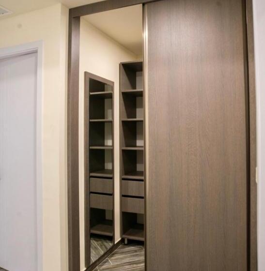 سوییت با چشم‌انداز دریا, Scala