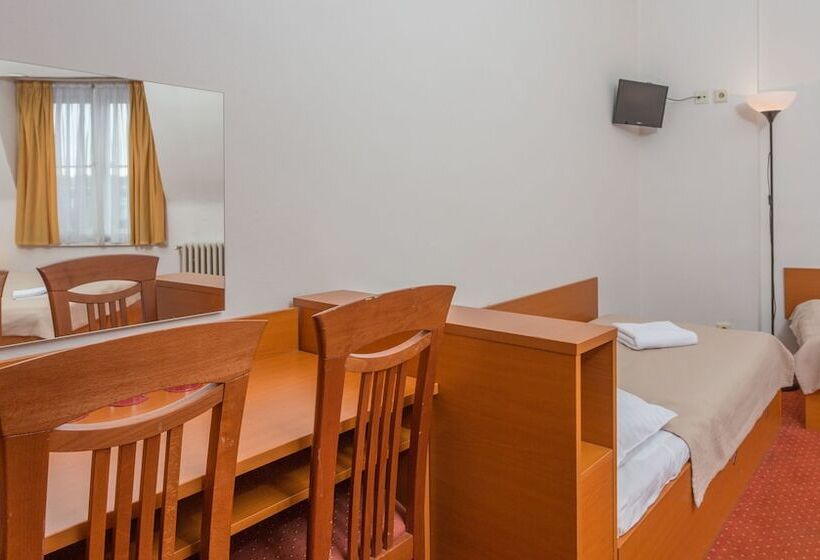 Quarto Estandar, City Centre