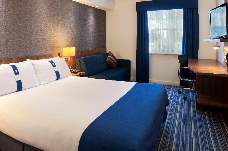 Номер Стандарт Адаптированный для Инвалидов, Holiday Inn Express Leeds East, An Ihg