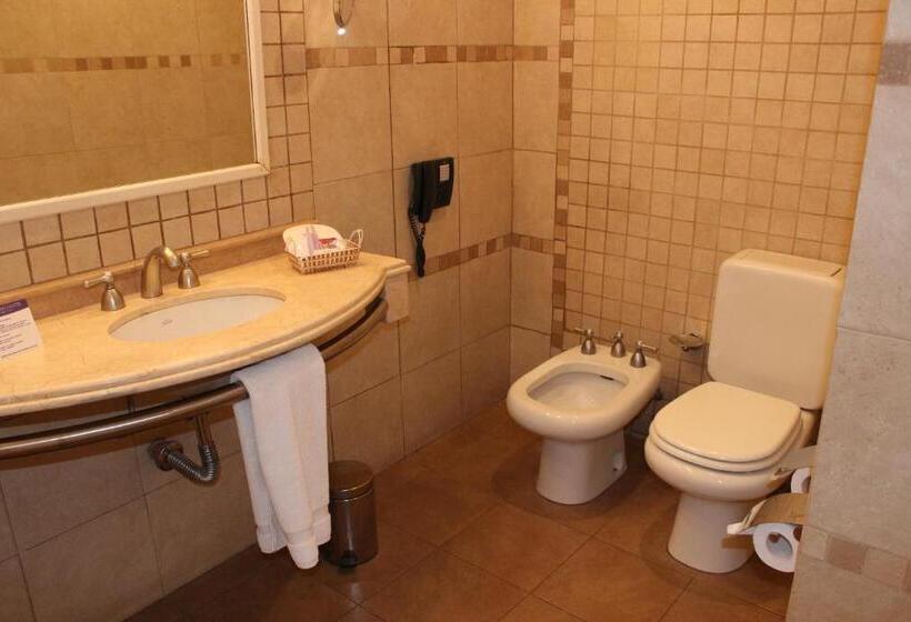 Полулюкс, Tucuman Center Suites&business
