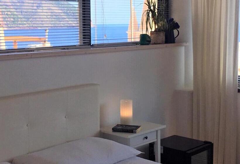 Quarto Estandar Vista Mar, Casa Mafalda B&b