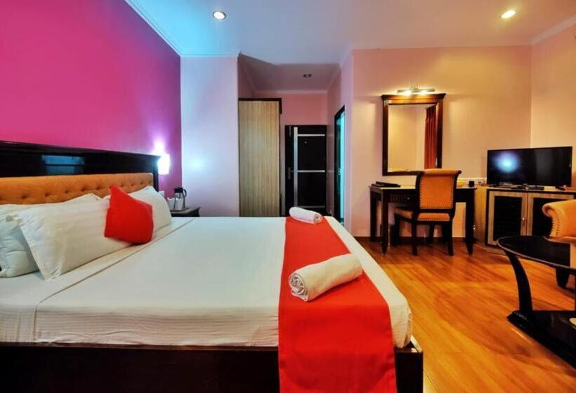 Quarto Familiar Deluxe, Goroomgo Sun Shine Regency Shimla