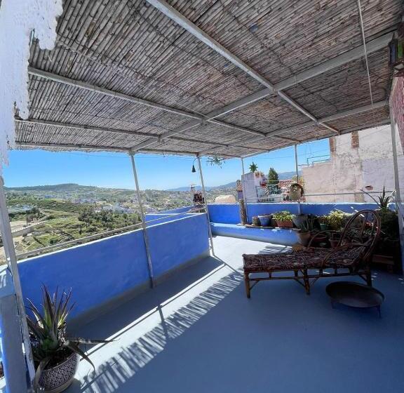 Номер Стандарт с Террасой, Vallparadis Pension Familiar Firdaus
