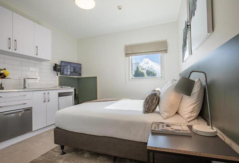 Студия Стандарт, Sojourn Apartment Hotel   Riddiford
