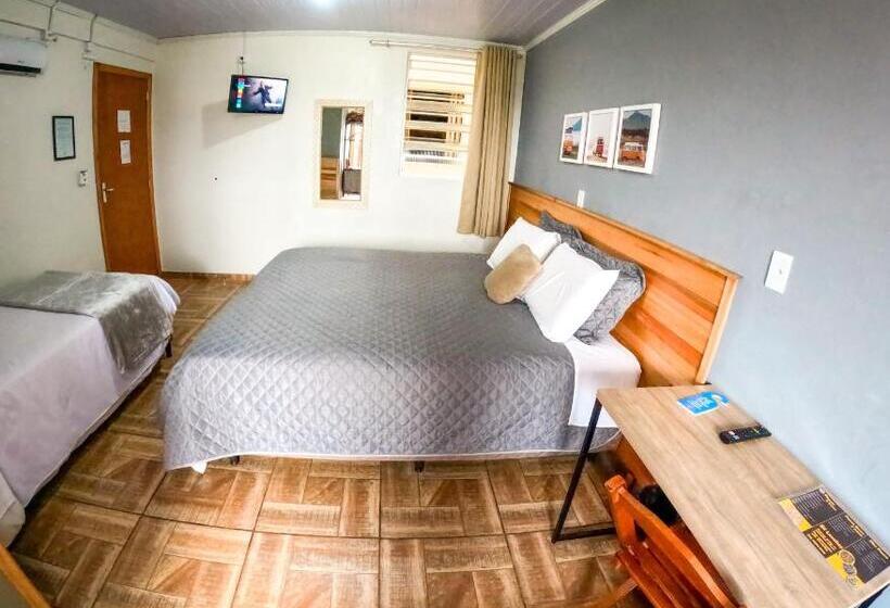 Четырехместный Номер Стандарт, Pousada Rota Da Kombi