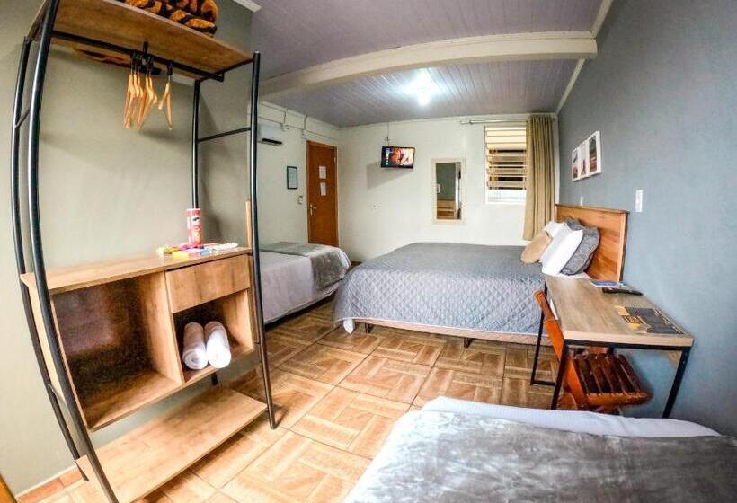 Четырехместный Номер Стандарт, Pousada Rota Da Kombi