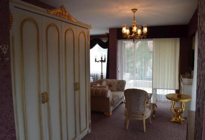 سوئیت با تخت بزرگ, Parla Viens Suites