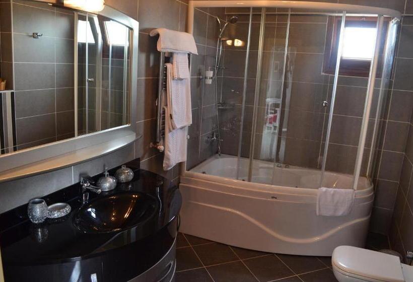 اتاق لوکس, Parla Viens Suites