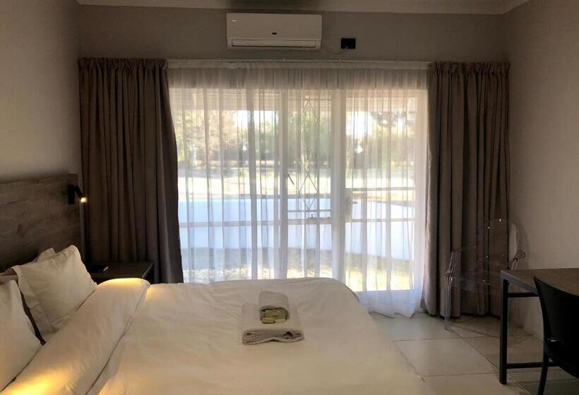 Номер Superior Вид на Сад, Umtali Country Inn