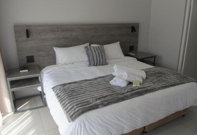 Номер Superior Вид на Сад, Umtali Country Inn