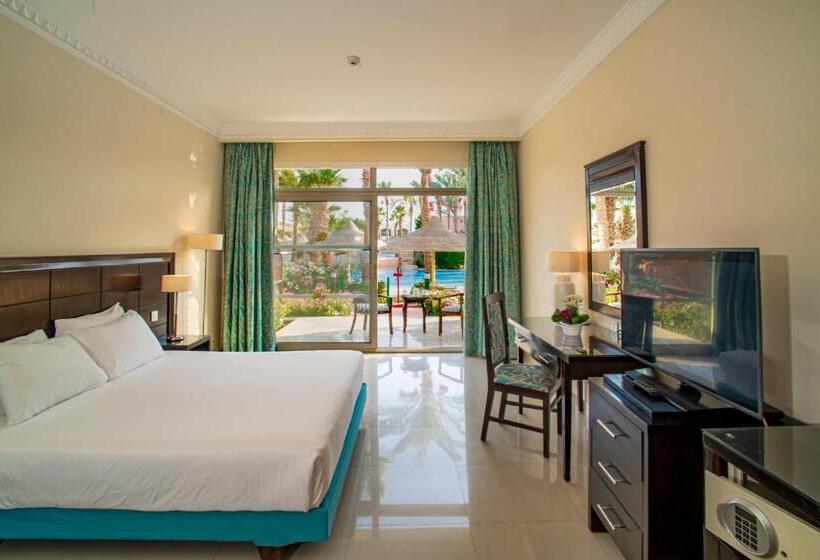 Standard Kolmen Hengen Huone Allasnäkymä, Sierra Sharm El Sheikh