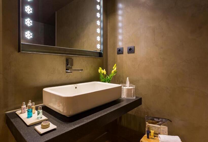 اتاق استاندارد با چشم‌انداز, Sport Hotel Hermitage & Spa