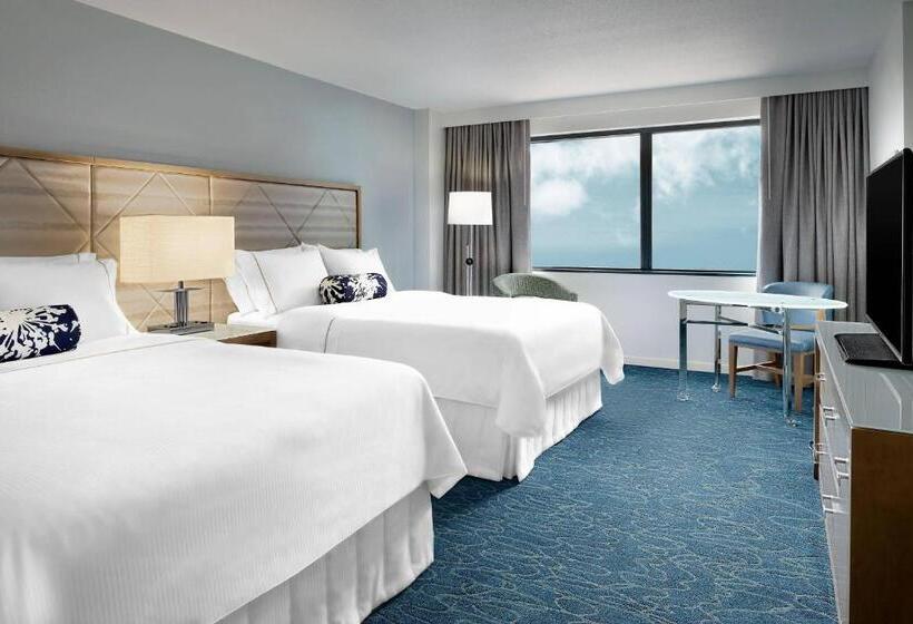 Classic Room Queen Bed, Walt Disney World Swan