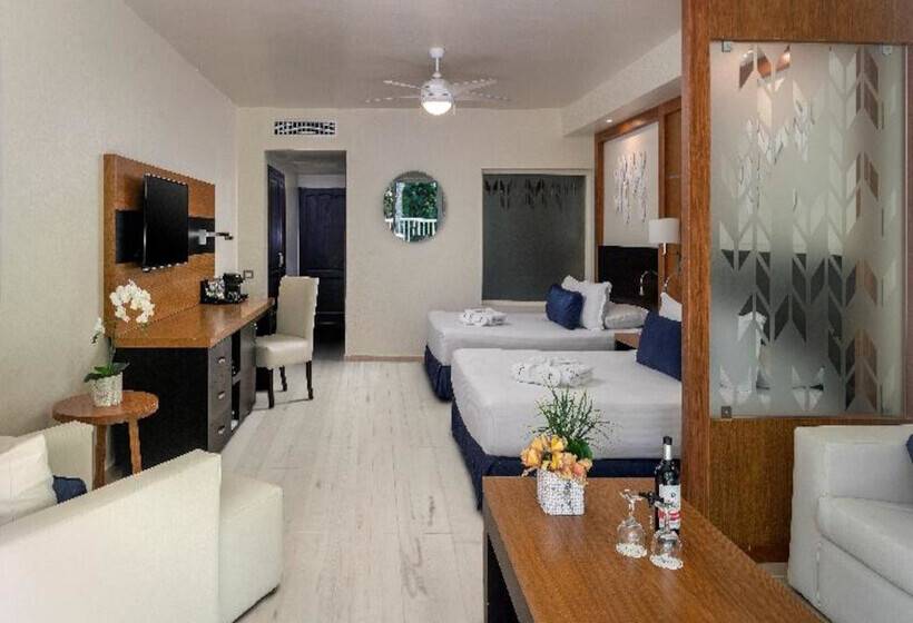 سوییت جونیور سوپریور, Ocean Blue & Sand - All Inclusive