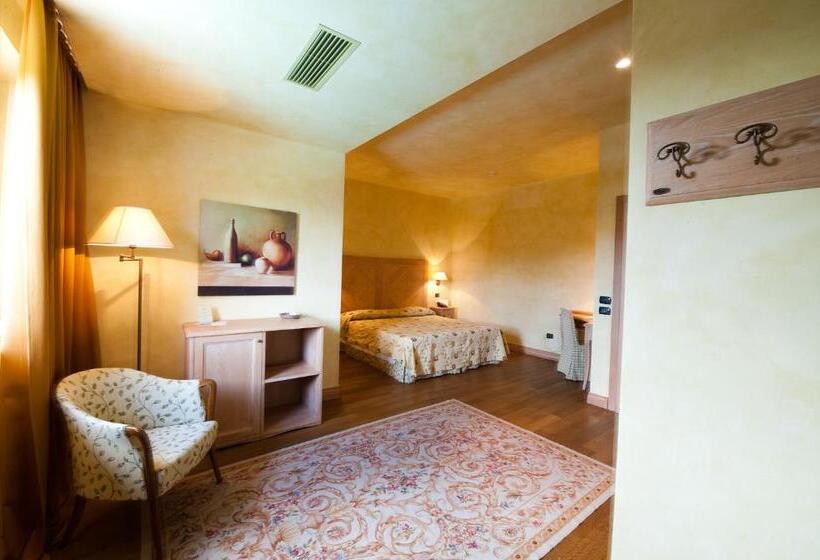 اتاق اجرایی, Borgo Lanciano
