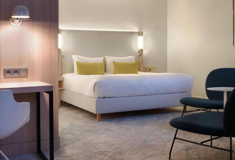 Люкс Кровать Кинг, The Jangle Hotel   Paris   Charles De Gaulle   Airport