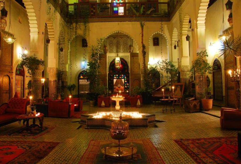 سوییت جونیور, Riad El Ghalia