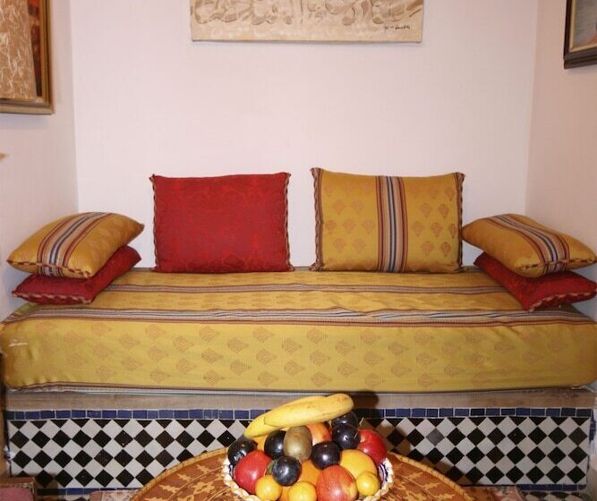 سوییت جونیور, Riad El Ghalia