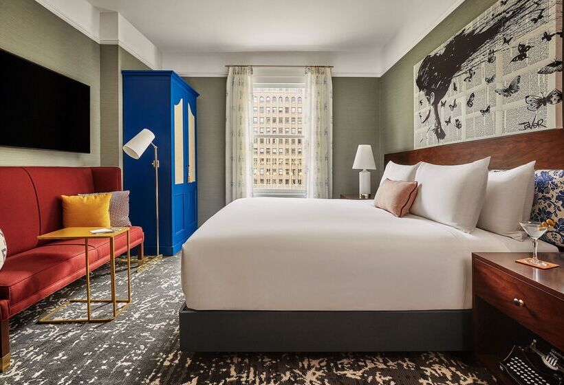 Deluxe Szoba Kind Size Bed, Emblem San Francisco