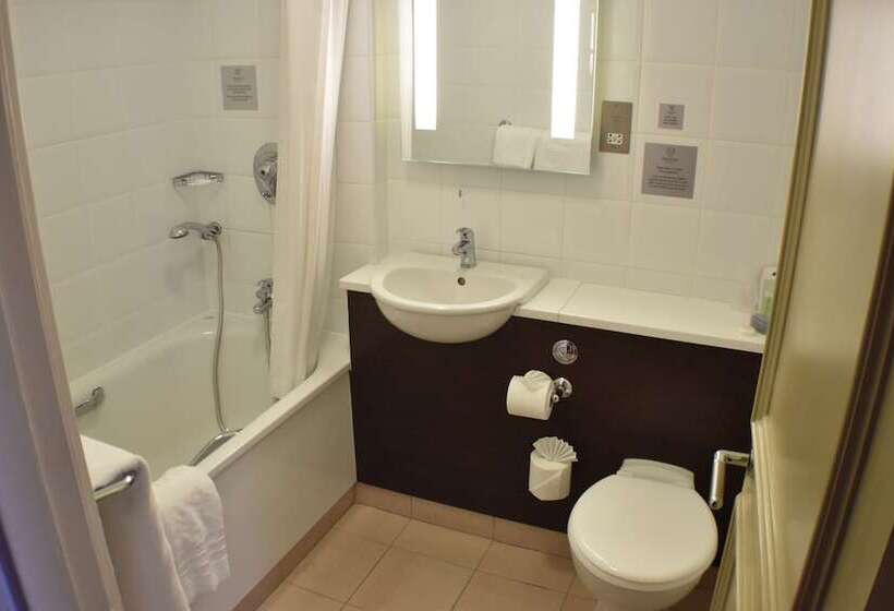 Quarto Estandar, The Dragon