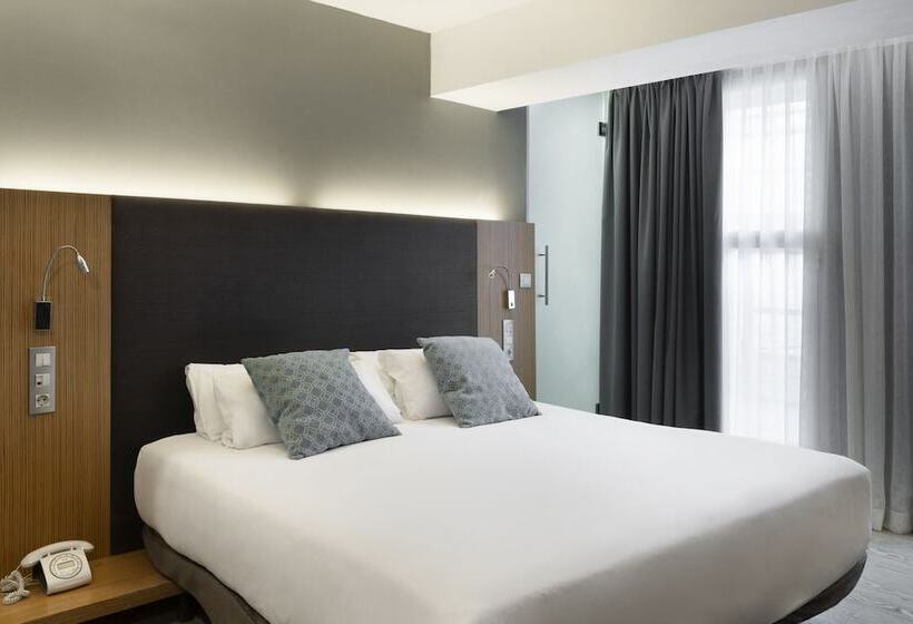 Quarto Estandar, Petit Palace Alcala
