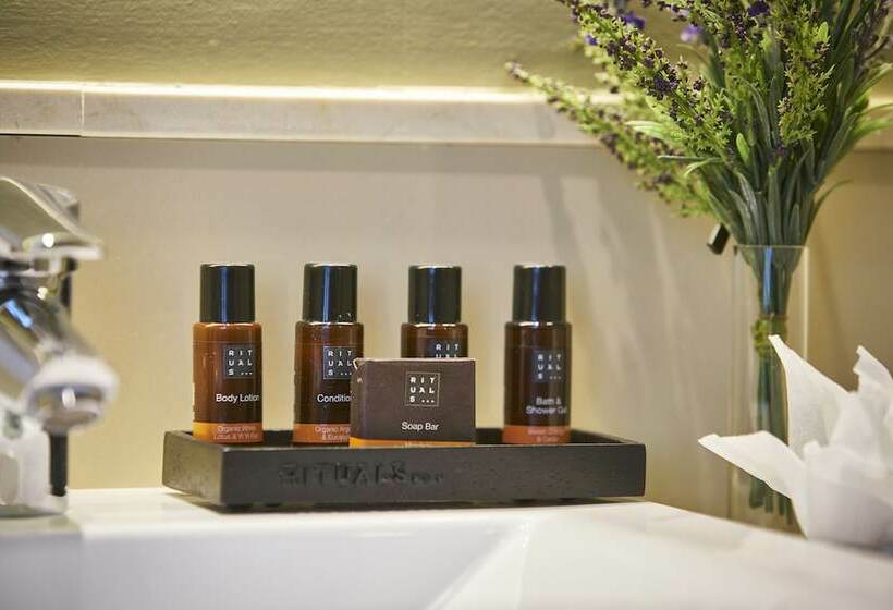 Quarto Familiar, Portobay Marques