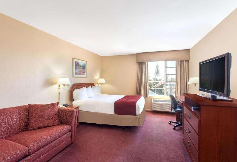 Стандартный Номер Кровать Кинг, Ramada By Wyndham Fresno Northwest
