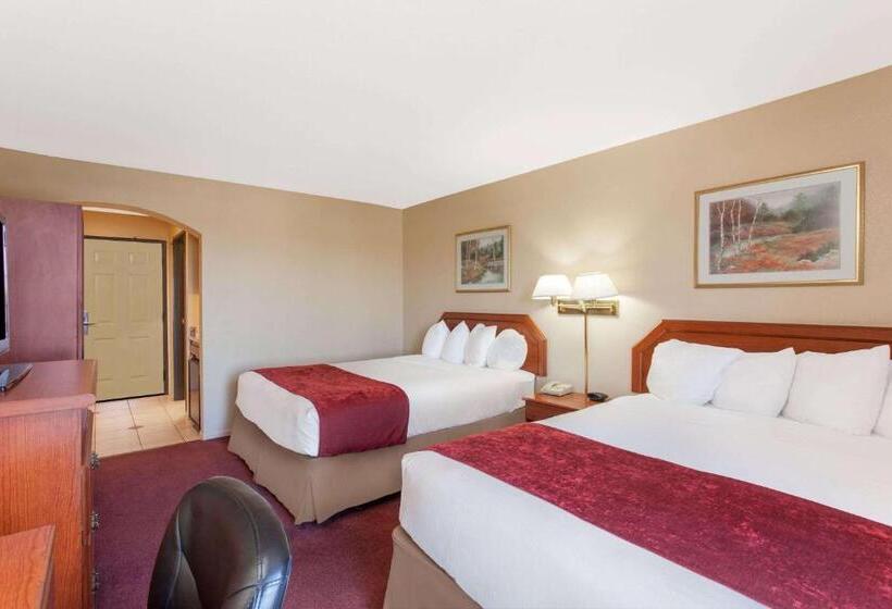 Номер Стандарт, Ramada By Wyndham Fresno Northwest