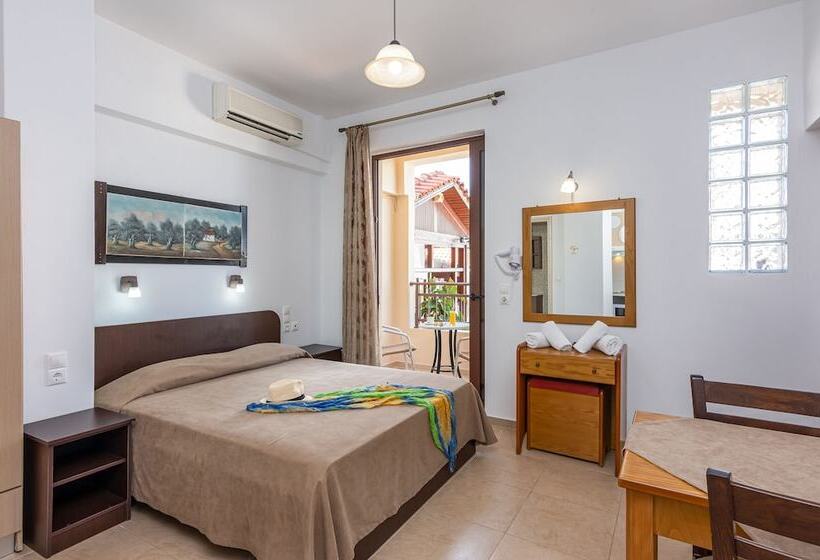 استودیوی استاندارد, Galini Apartments