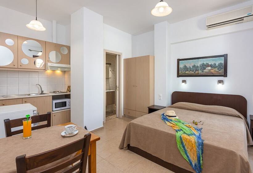 استودیوی استاندارد, Galini Apartments