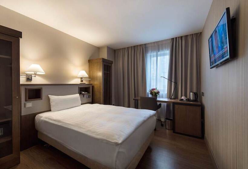 اتاق استاندارد یک نفره, Ch Bucharest