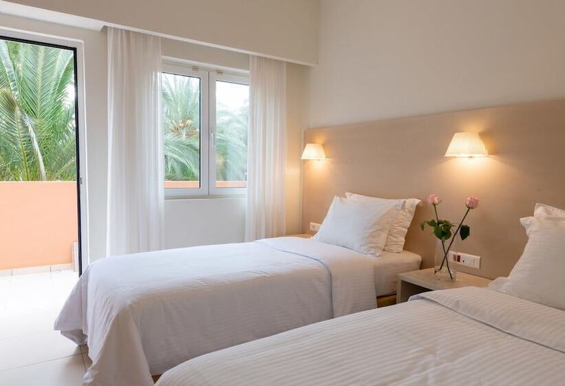 Семейный Номер, High Beach Resort