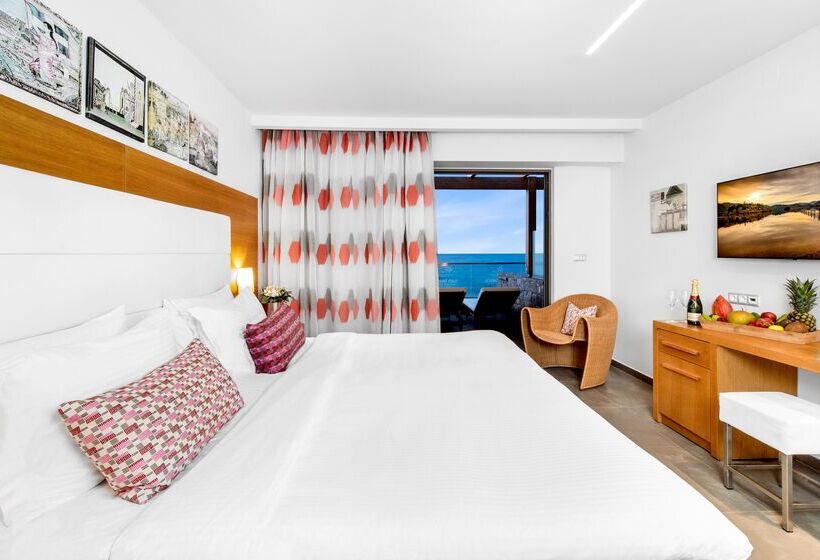 Люкс Deluxe 2 Спальни, High Beach Resort