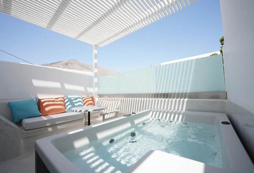 اتاق لوکس با وان آب گرم, Kouros Village Hotel   Adults Only