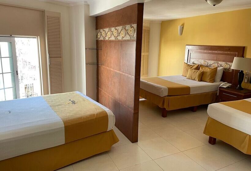 Четырехместный Номер Стандарт, Villa Las Margaritas Caxa