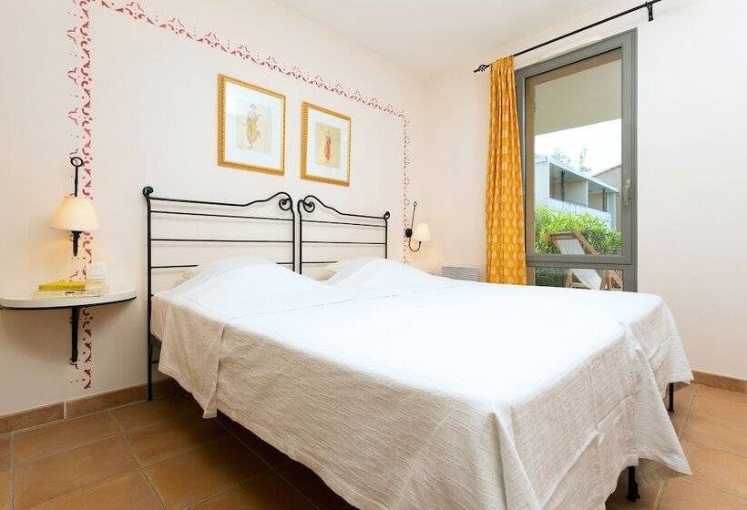 Апартаменты 2 Спальни, Madame Vacances Domaine Du Provence Country Club Service Premium
