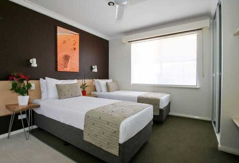 Апартаменты 2 Спальни, Margarets Beach Resort