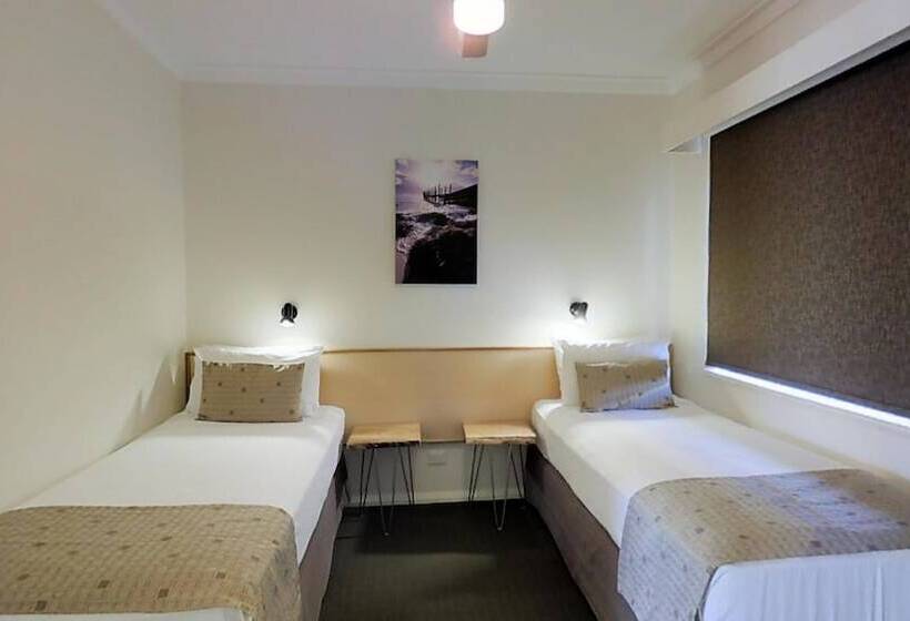 Апартаменты 2 Спальни, Margarets Beach Resort