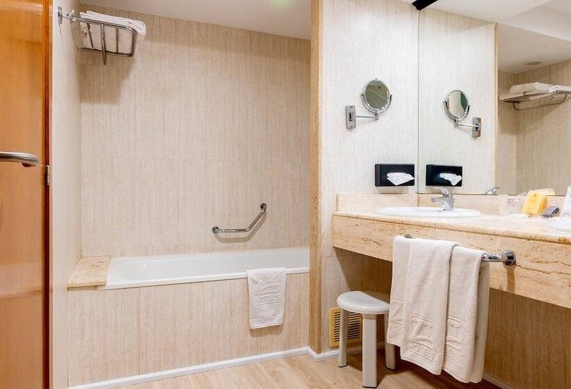 Номер Стандарт Боковой Вид на Море, Peñiscola Plaza Suites