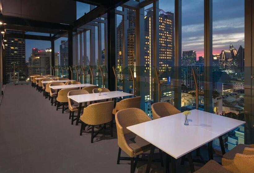 سوئیت با وان آب گرم, Solitaire Bangkok Sukhumvit 11