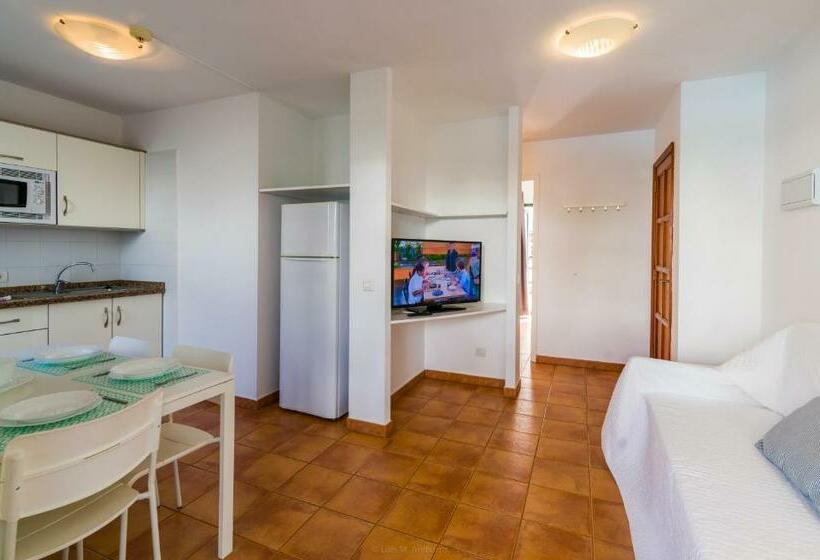 Апартаменты 2 Спальни с Террасой, Apartamentos Los Rosales