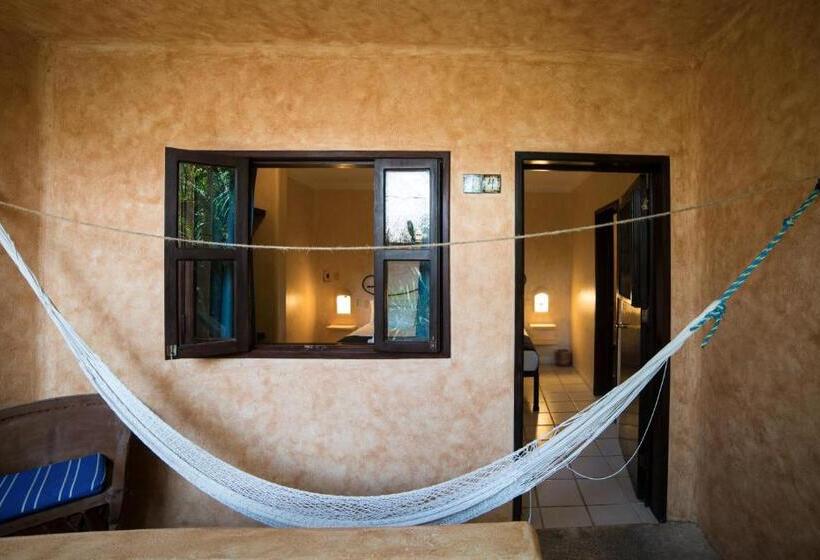اتاق سوپریور با تخت بزرگ, Barrio Latino Hotel Drop And Go By Bestoffer Stays