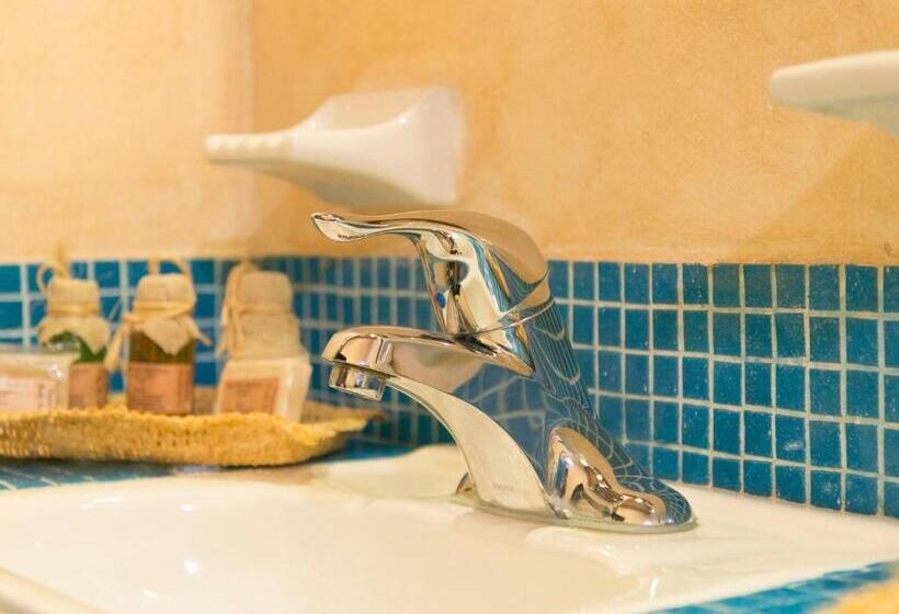 اتاق استاندارد با تخت بزرگ, Barrio Latino Hotel Drop And Go By Bestoffer Stays