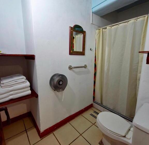 اتاق استاندارد سه نفره, Eco Suites Uxlabil Guatemala